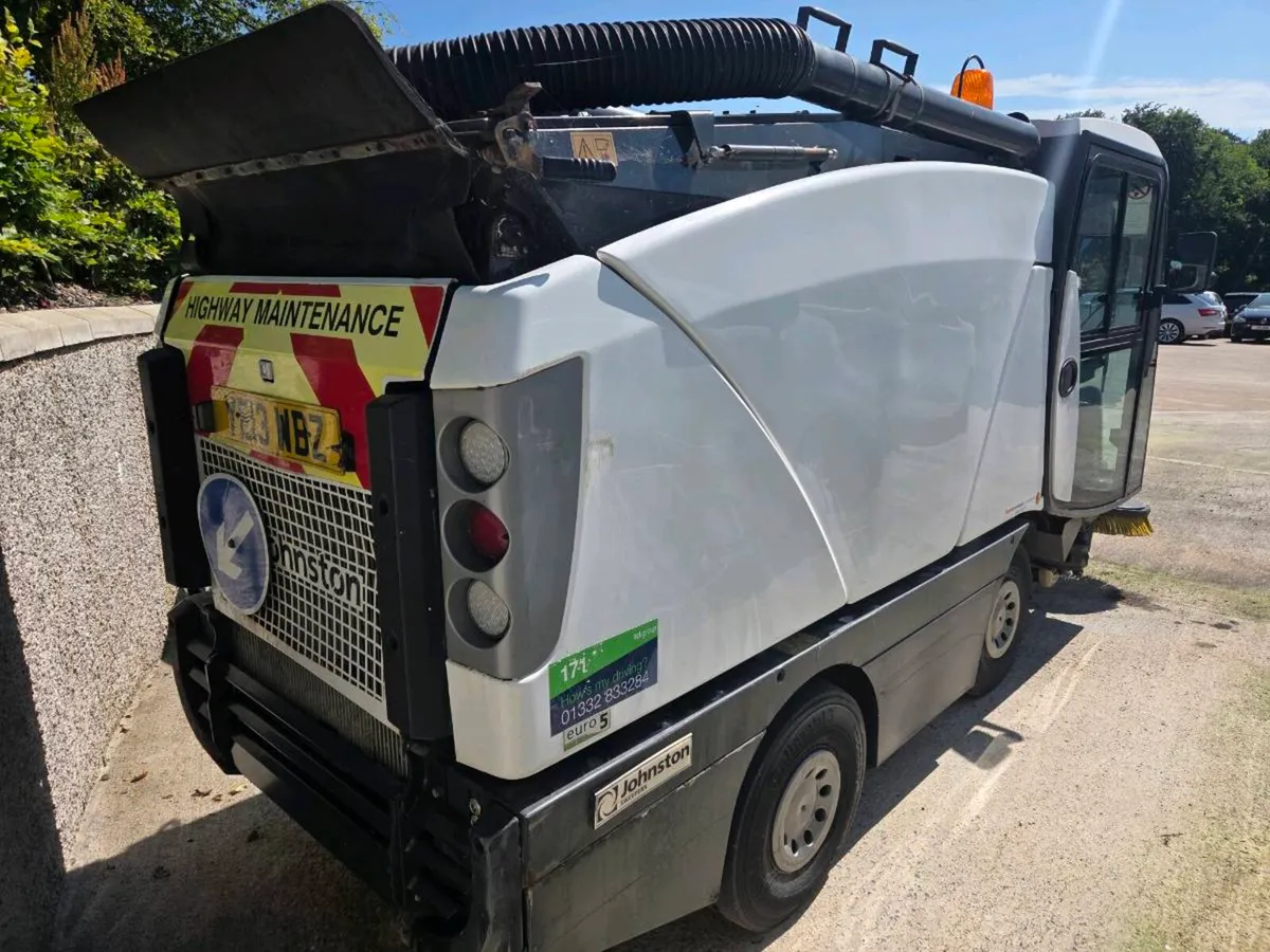Johnston C201 sweeper - Image 2