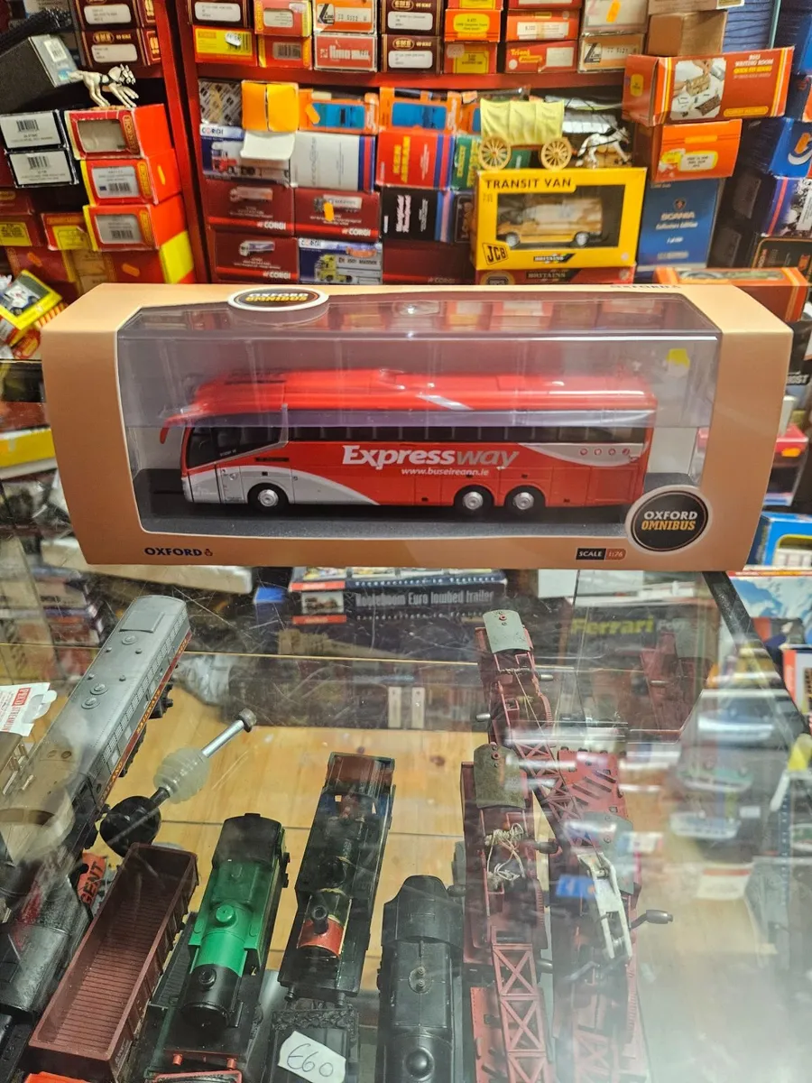 Corgi Oxford Bus Eireann Express Way - Image 1
