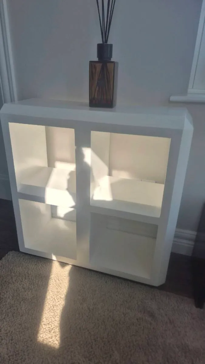 Random furniture - Image 2
