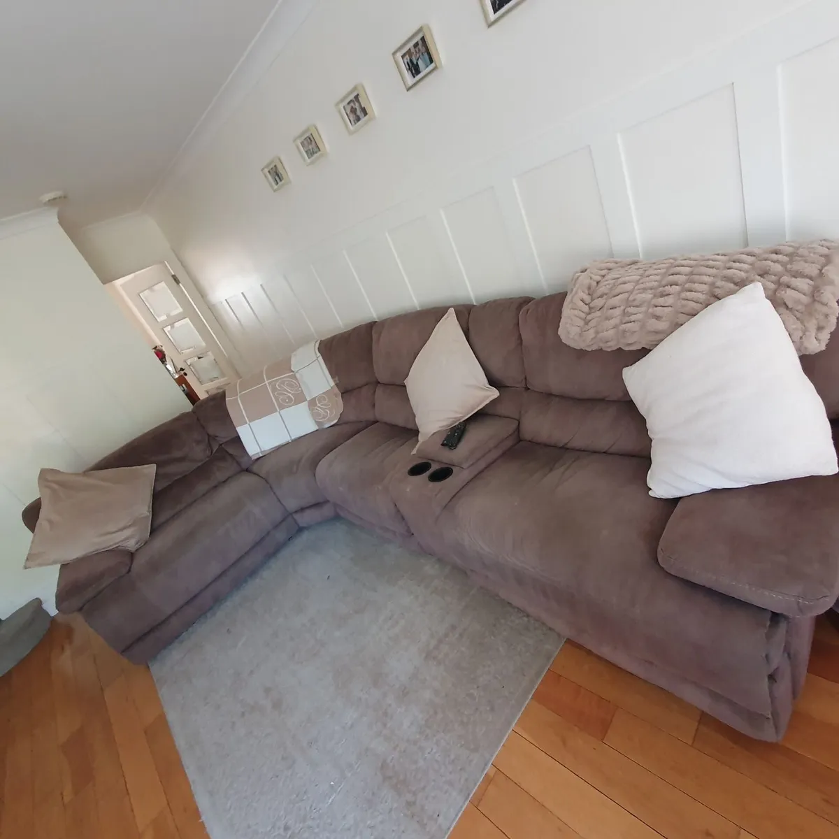 Free sofa - Image 1