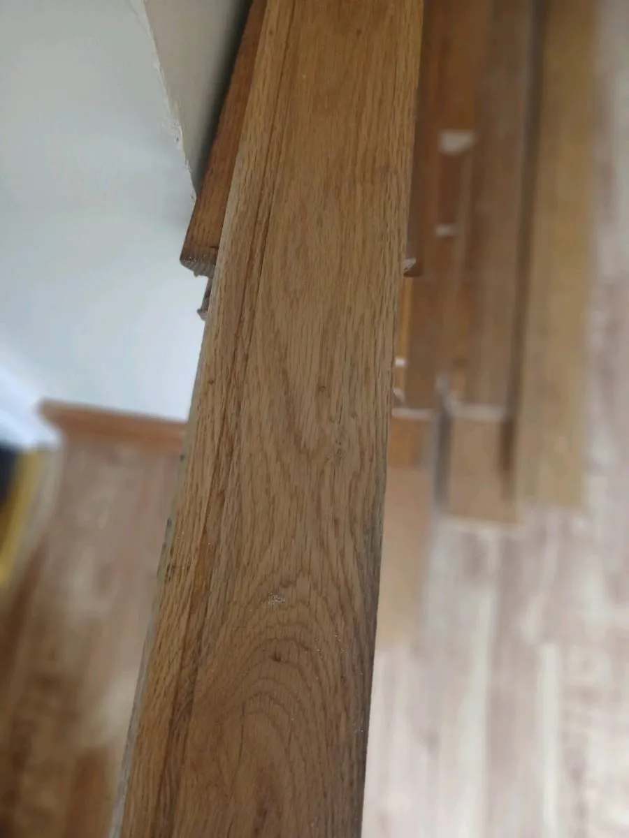 6 solid oak doors,  32w × 81h. included is the han - Image 1