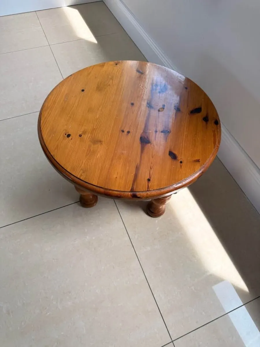 Solid Pine Round Coffee Table / Side Table - Image 1