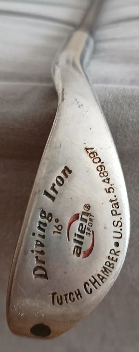 Alien Golf Driving Iron - Image 1