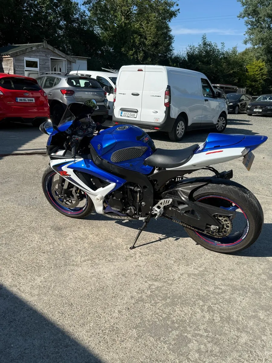 Suzuki GSXR 600 k6 - Image 2