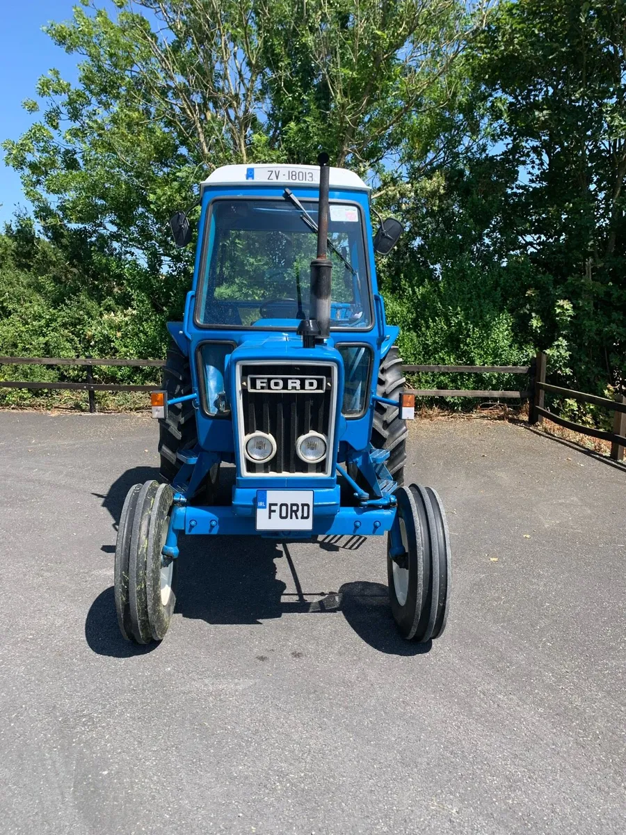 Ford 4600 tractor - Image 2