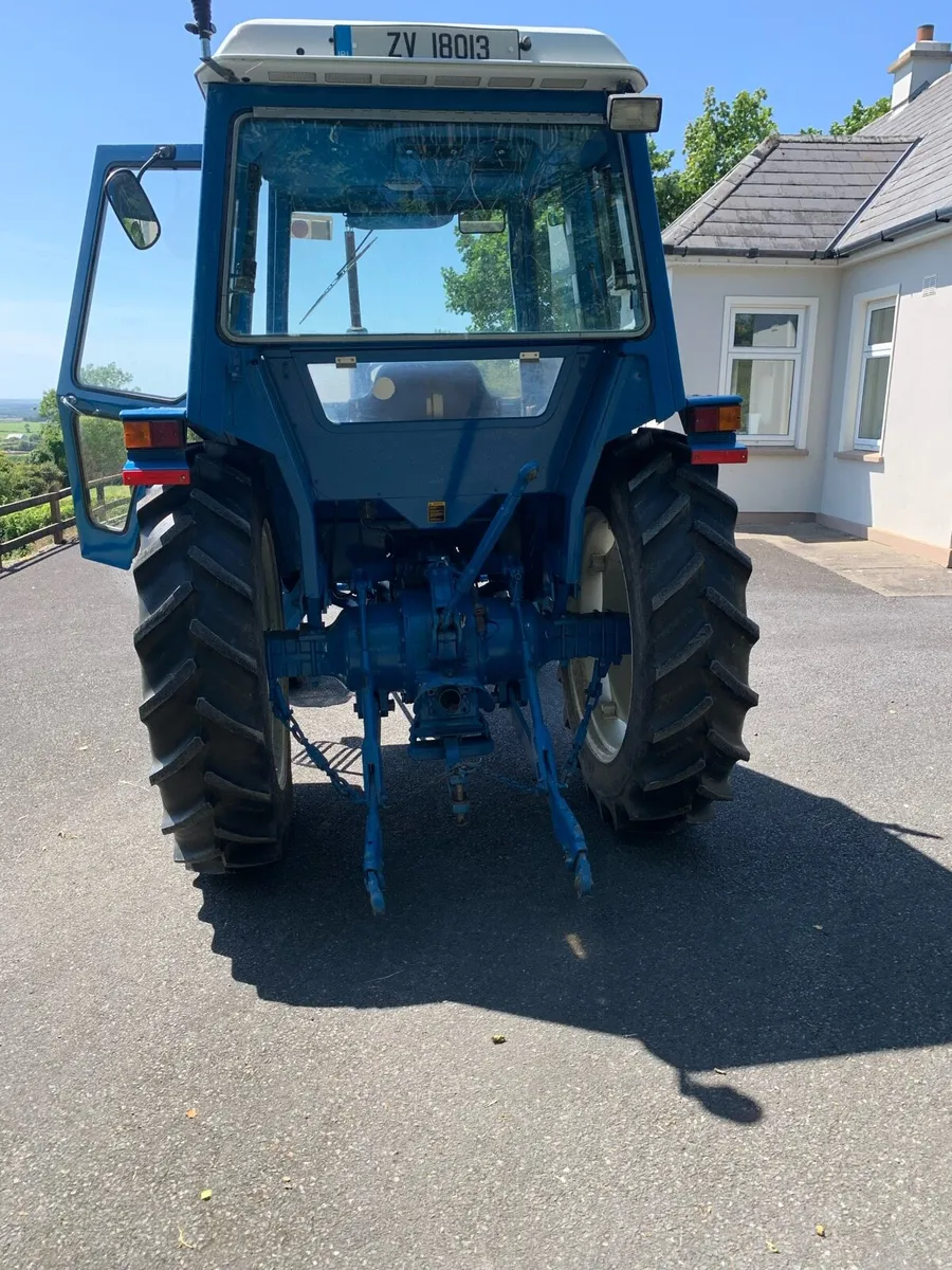Ford 4600 tractor - Image 4