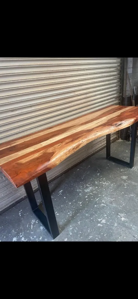 Console table - Image 1