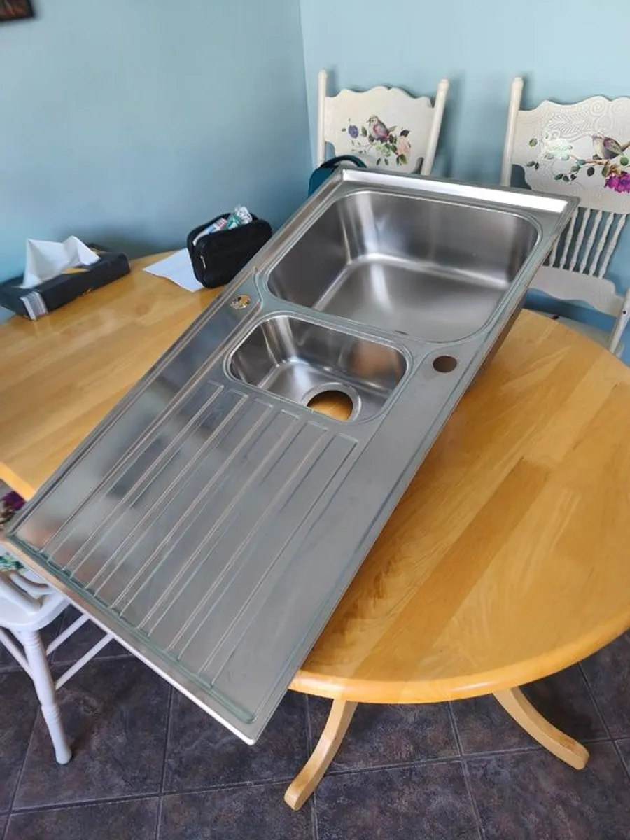 UNUSED Franke Ascona 1.5 Bowl Inset Sink with Fittings - Image 1