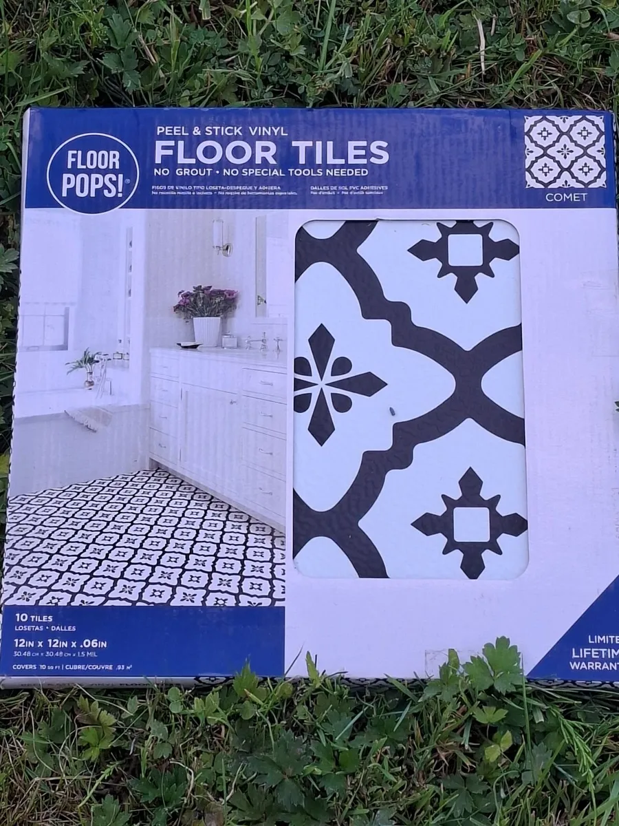 Peel and stick floor tiles Comet