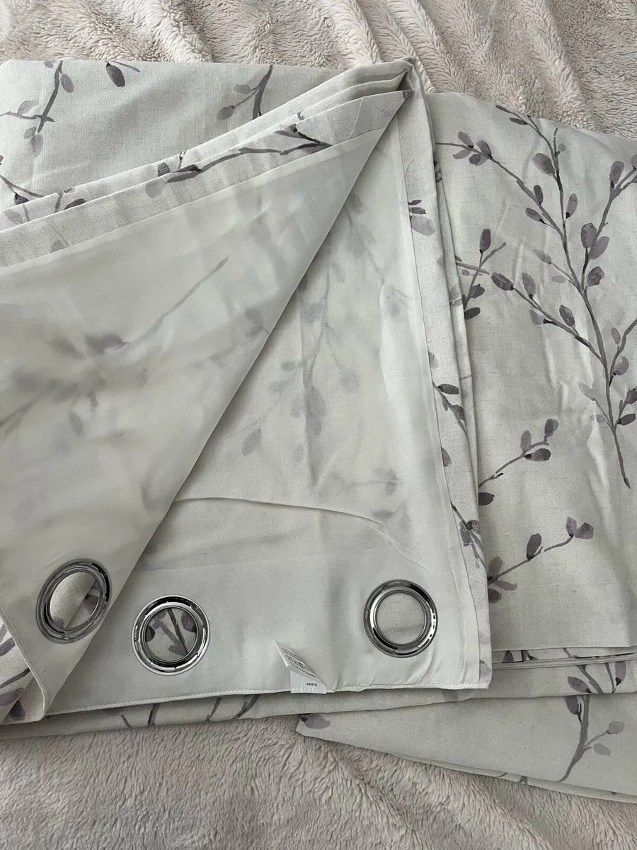 Curtains - Image 4