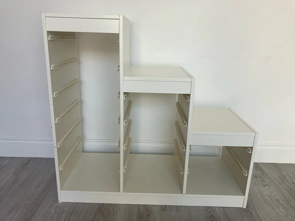 Shelf - Image 2
