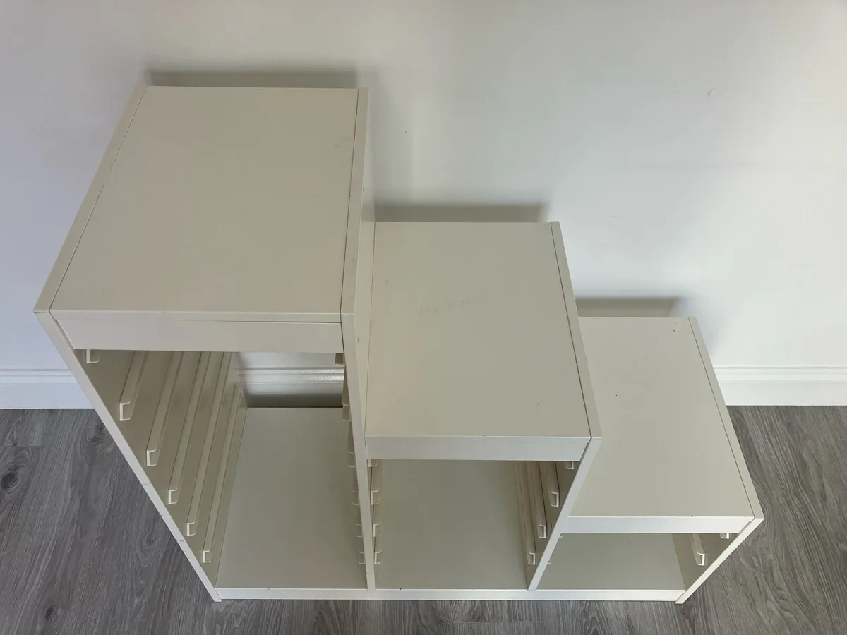 Shelf - Image 3