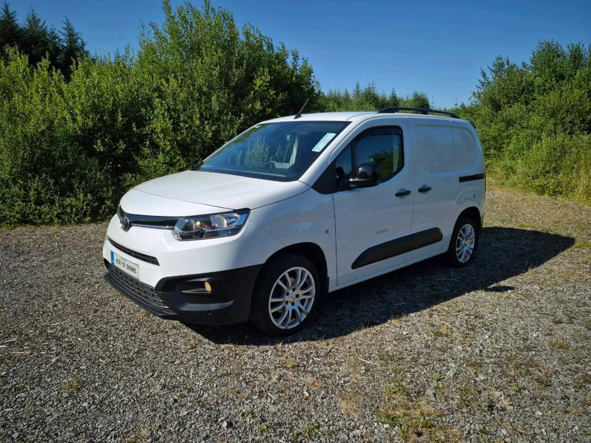 Toyota Proace City Icon - Image 4