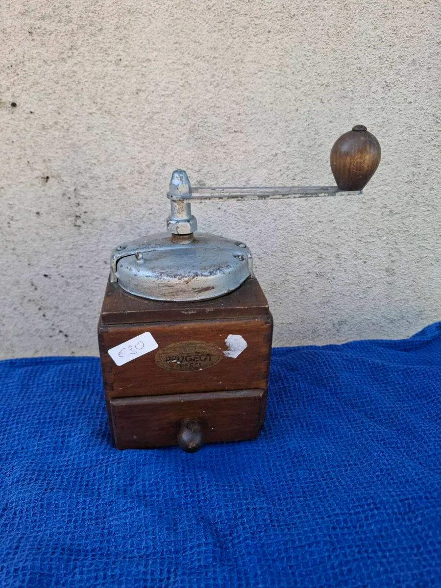 Old peugeot coffee grinder postage possible - Image 2