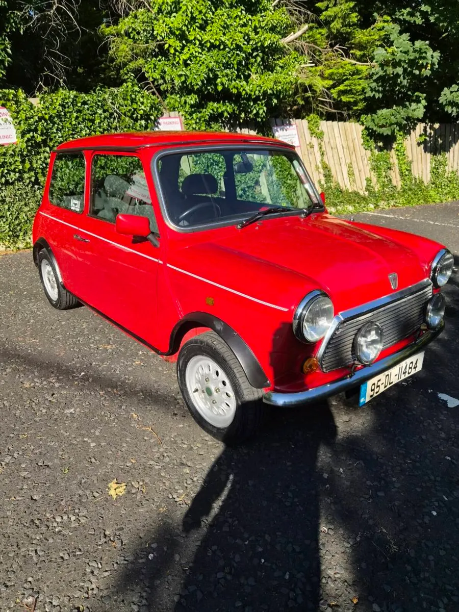 Mini Mayfair - Image 4