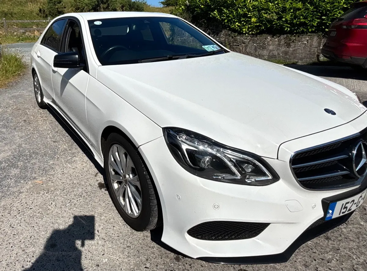Mercedes E220 Automatic 2015 - Image 2