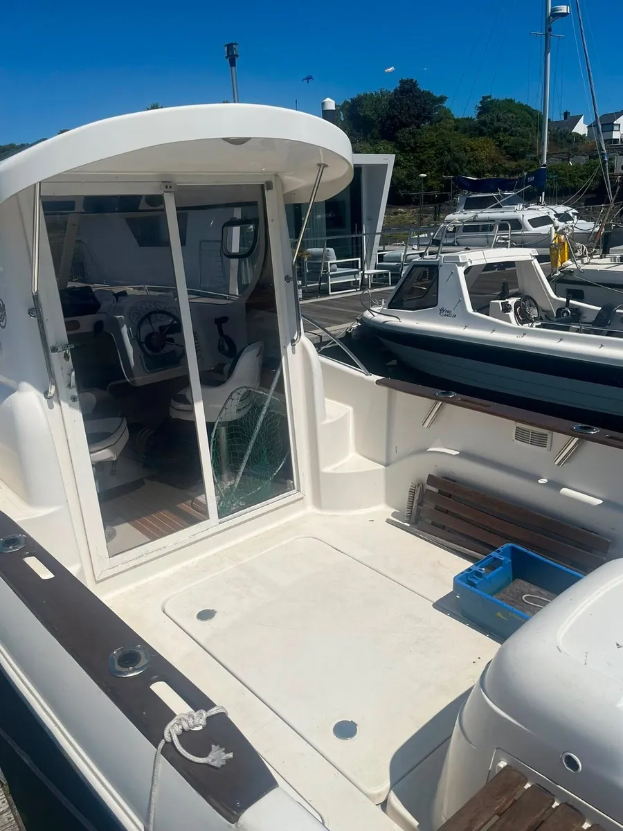 Quiksilver 630 Pilothouse - Image 3