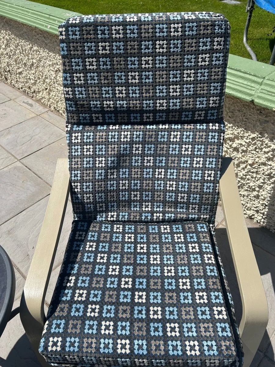 Chairs - Image 3