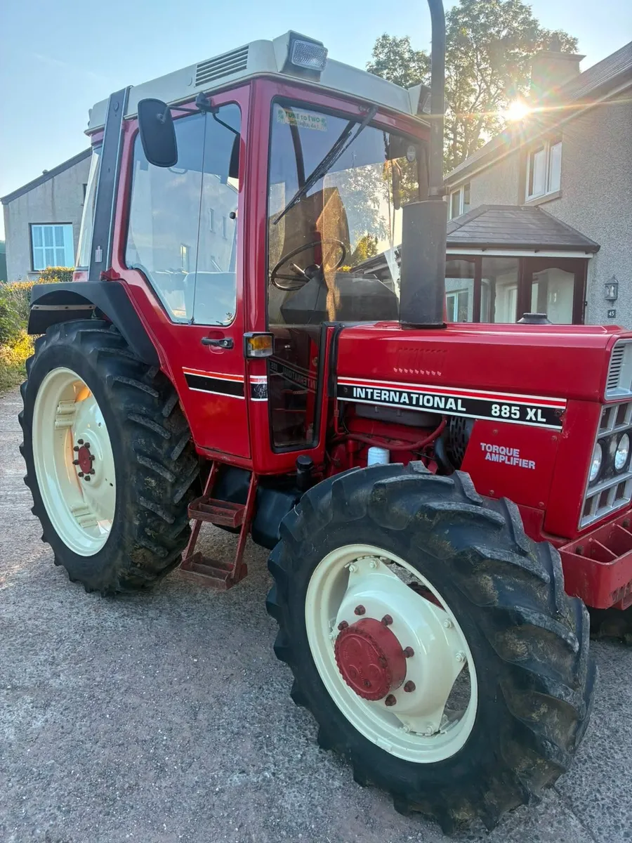 INTERNATIONAL 885xl - Image 3