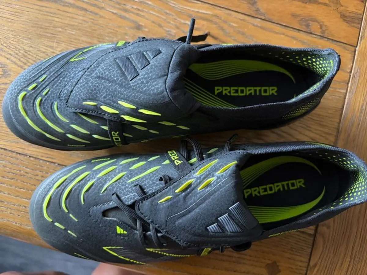 Football Boots - Image 3