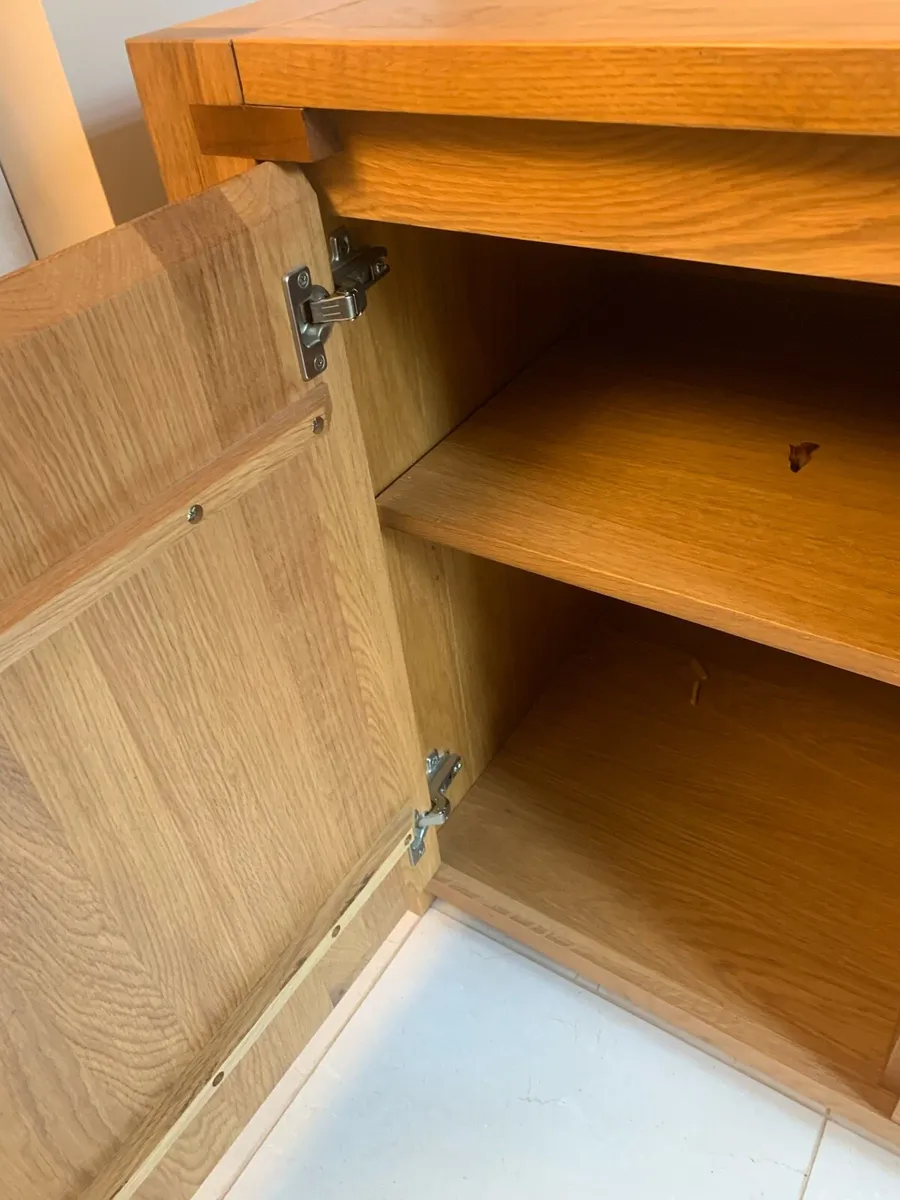 White oak Sideboard - Image 3