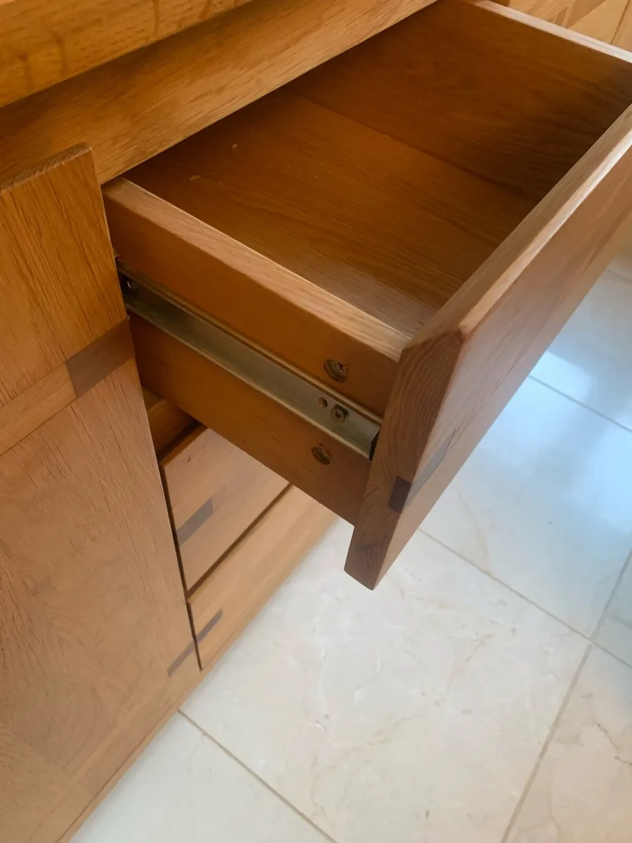 White oak Sideboard - Image 4