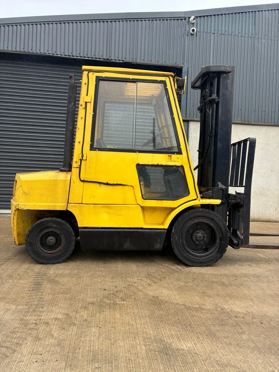 Forklift - Image 2