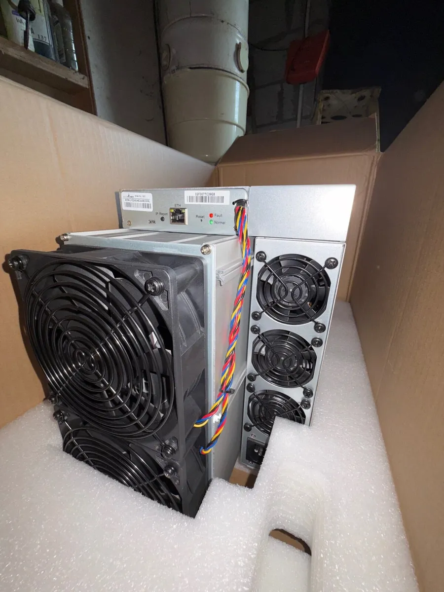 Bitmain Antminer S19k Pro 120T - Image 2