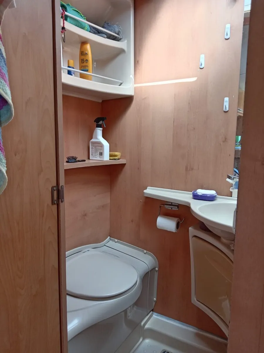 05 Iveco Daily Campervan - Image 2