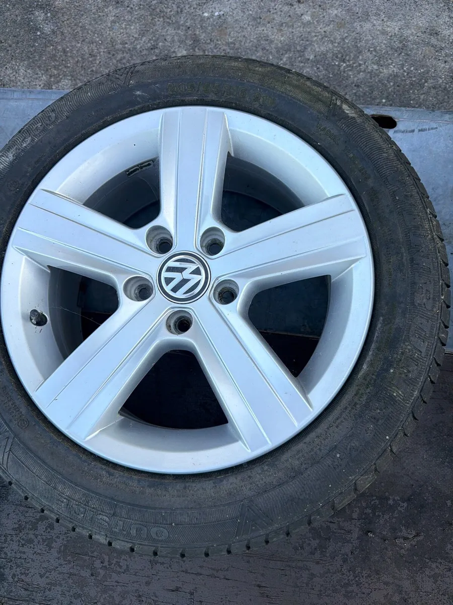 Vw golf 5 x112 alloy wheels:205/55R16 - Image 4