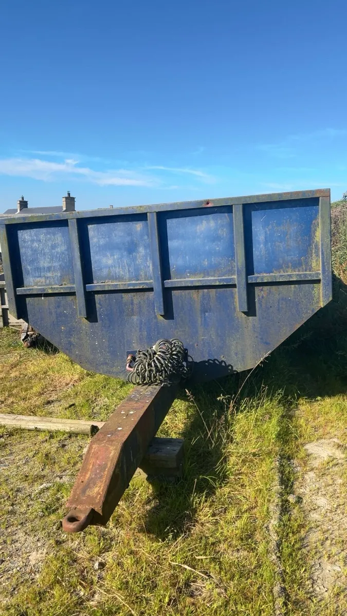 3 Tractor flat trailers.     bale - Image 4