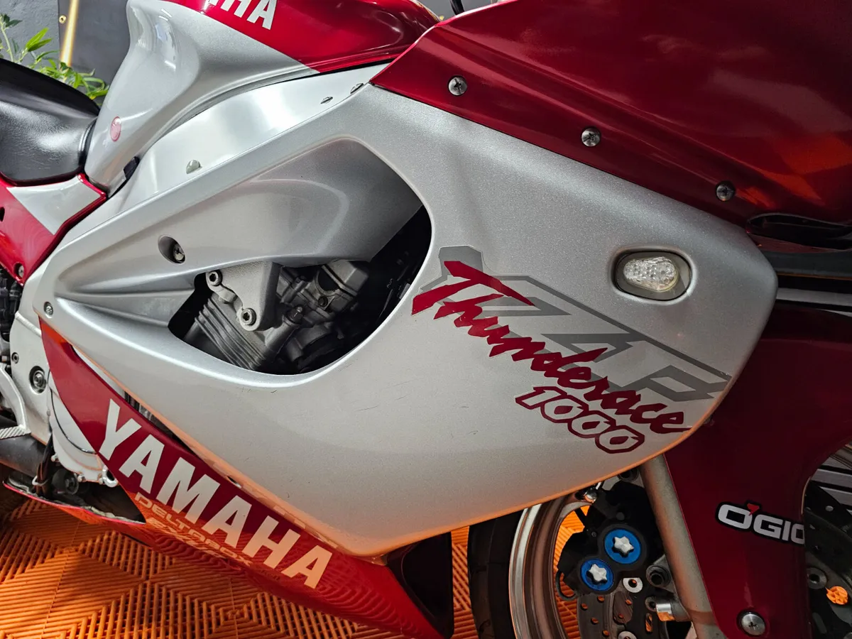 Yamaha Thunderace 1000 - Image 4