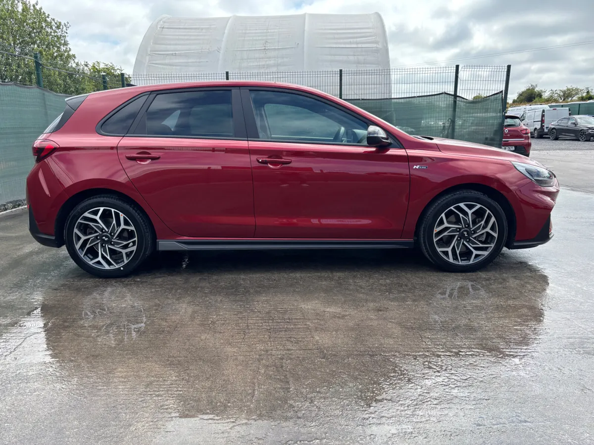 252 Hyundai i30  N Line Light Damage - Image 3