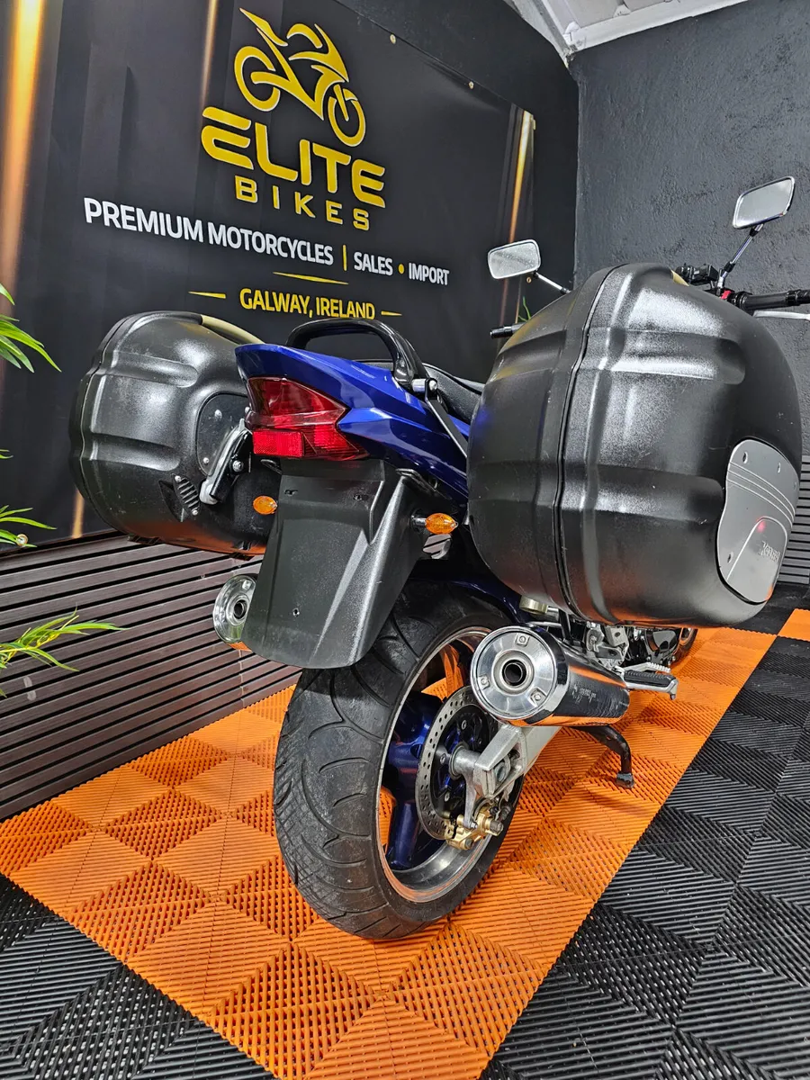 Suzuki GSX 1400 - Image 4
