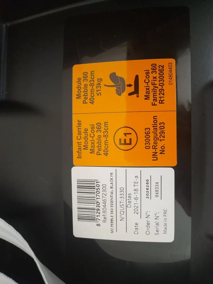 Maxi Cosi Pebble 360, Pearl 360 and isofix base - Image 4
