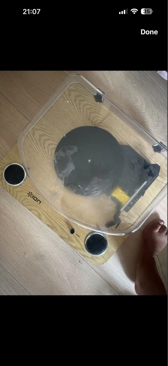Record player - Image 2