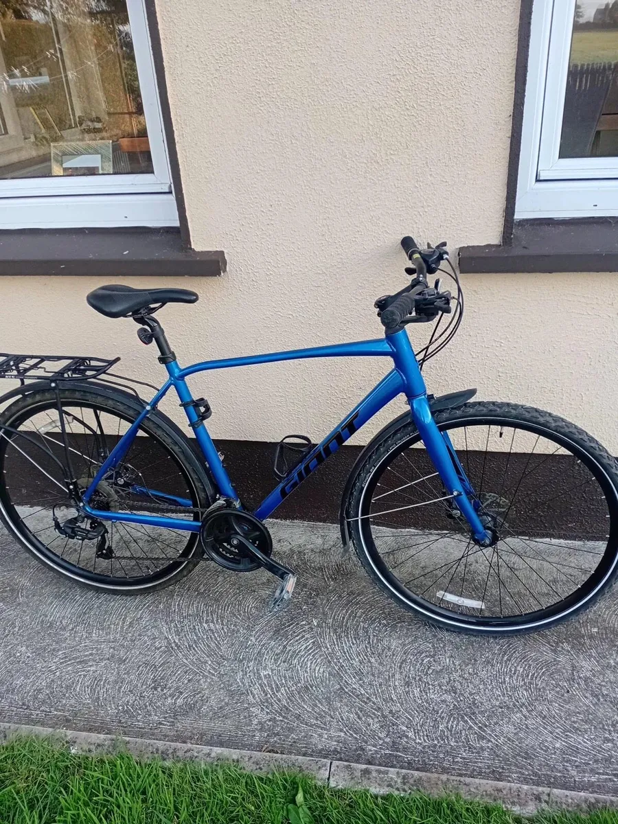 Hybrid man’s bicycle - Image 1