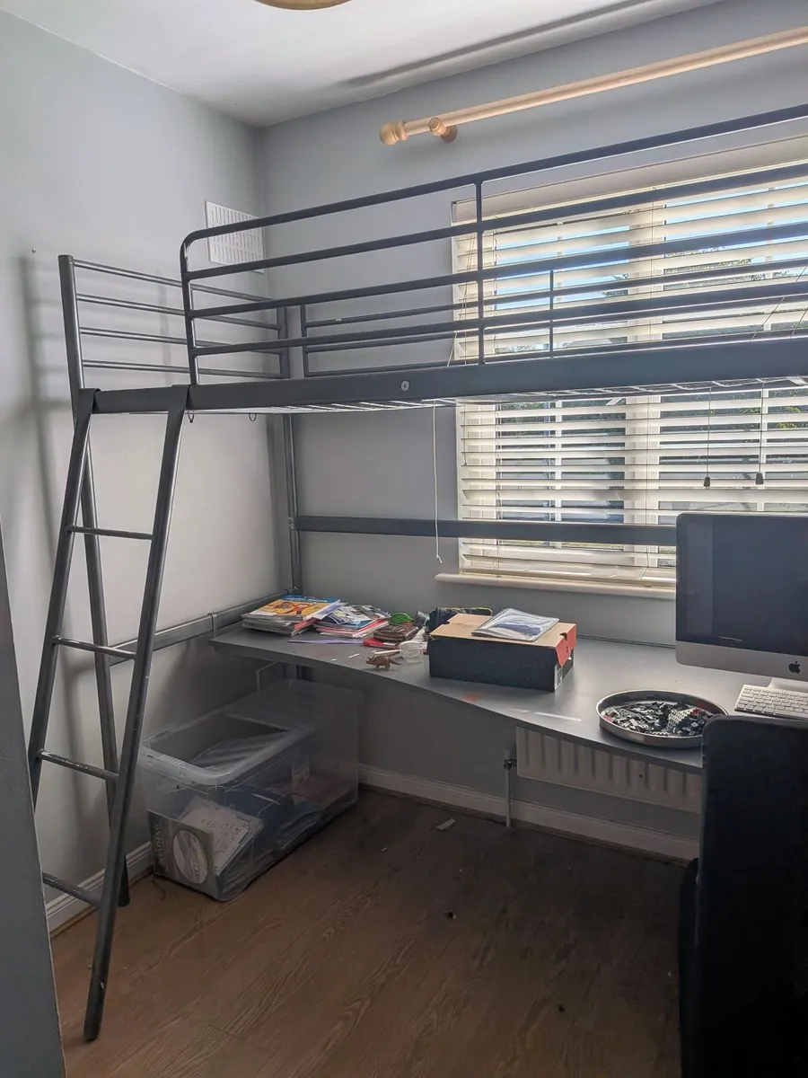 Bed - Image 2