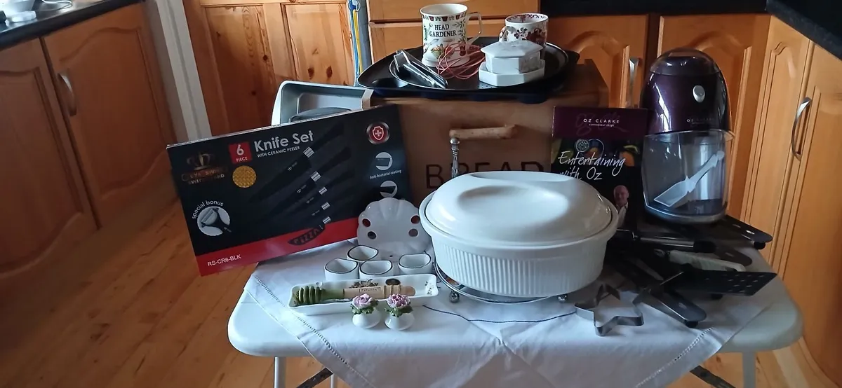 Collection of Kitchen Utensils, Ice  shaver/Crushe - Image 2