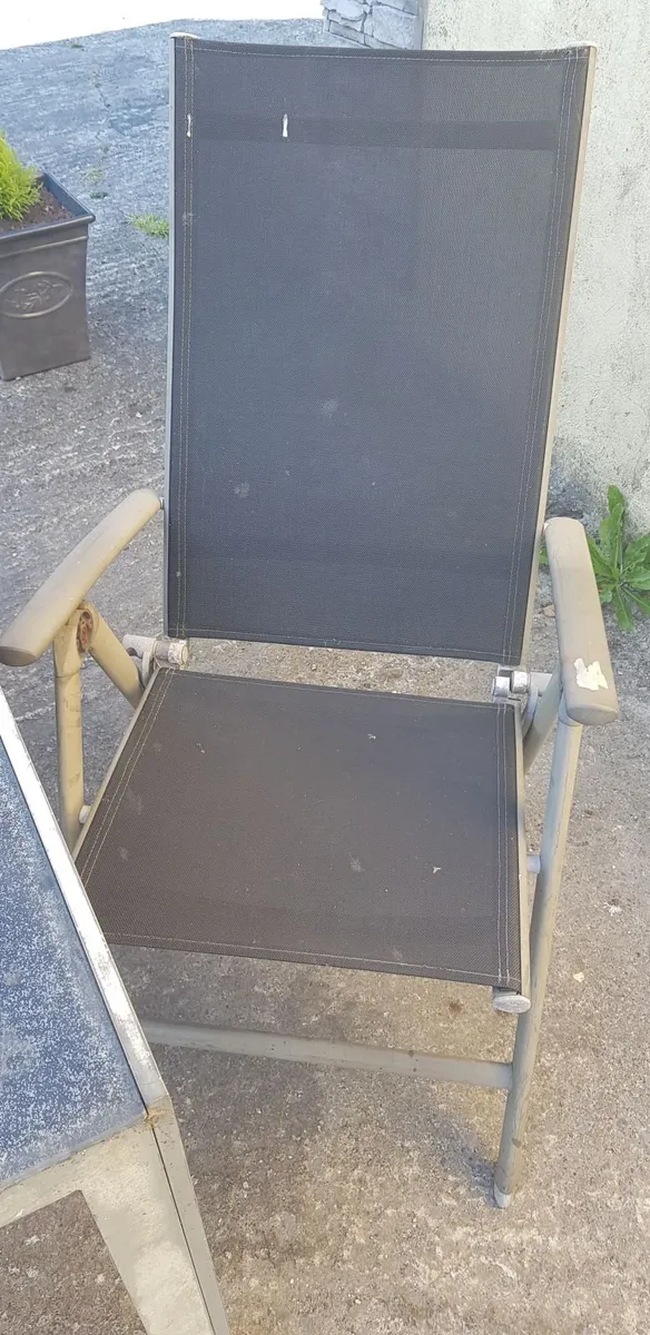 Outside table and chairs - Image 4