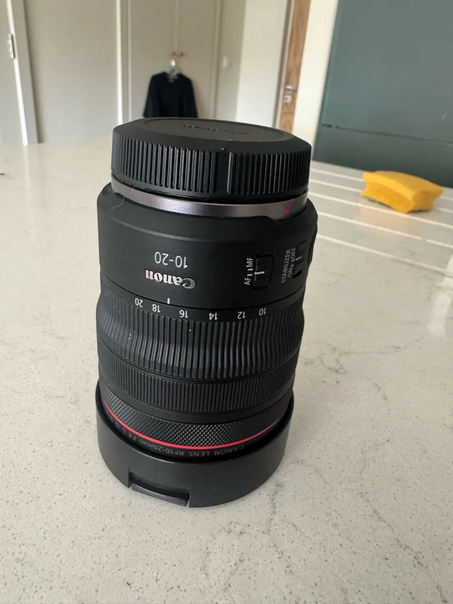 Canon rf 10-20mm f4 wide angle lens - Image 1