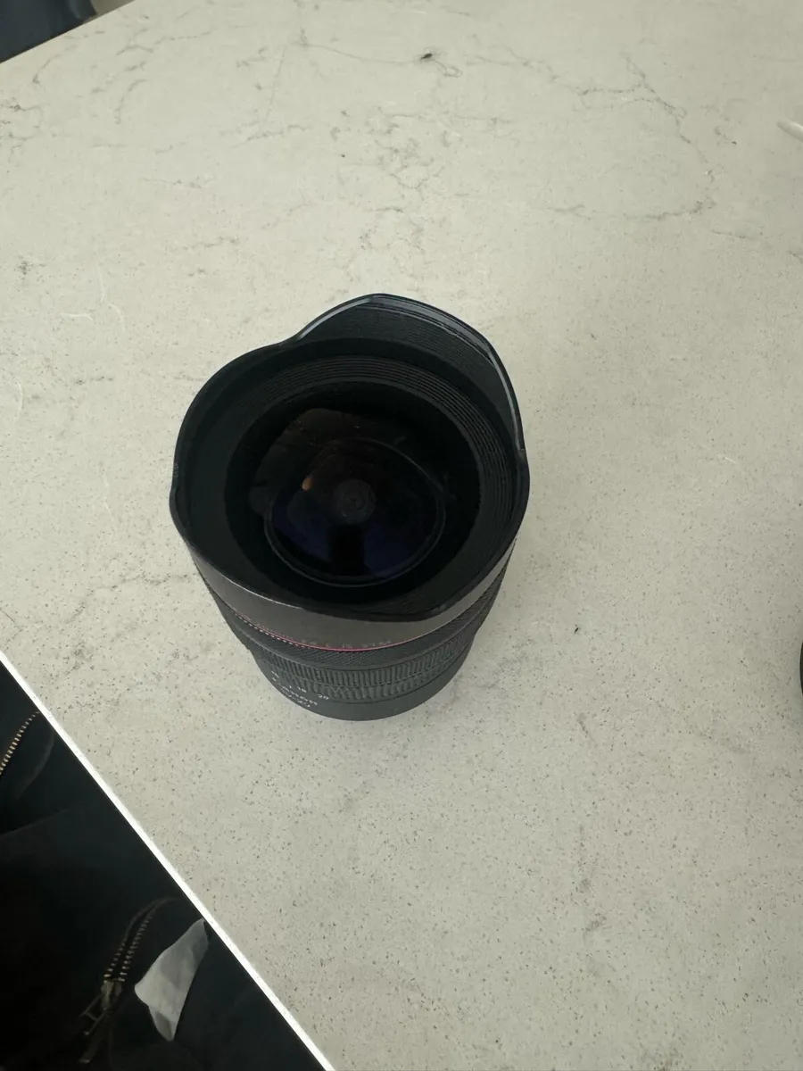 Canon rf 10-20mm f4 wide angle lens - Image 2