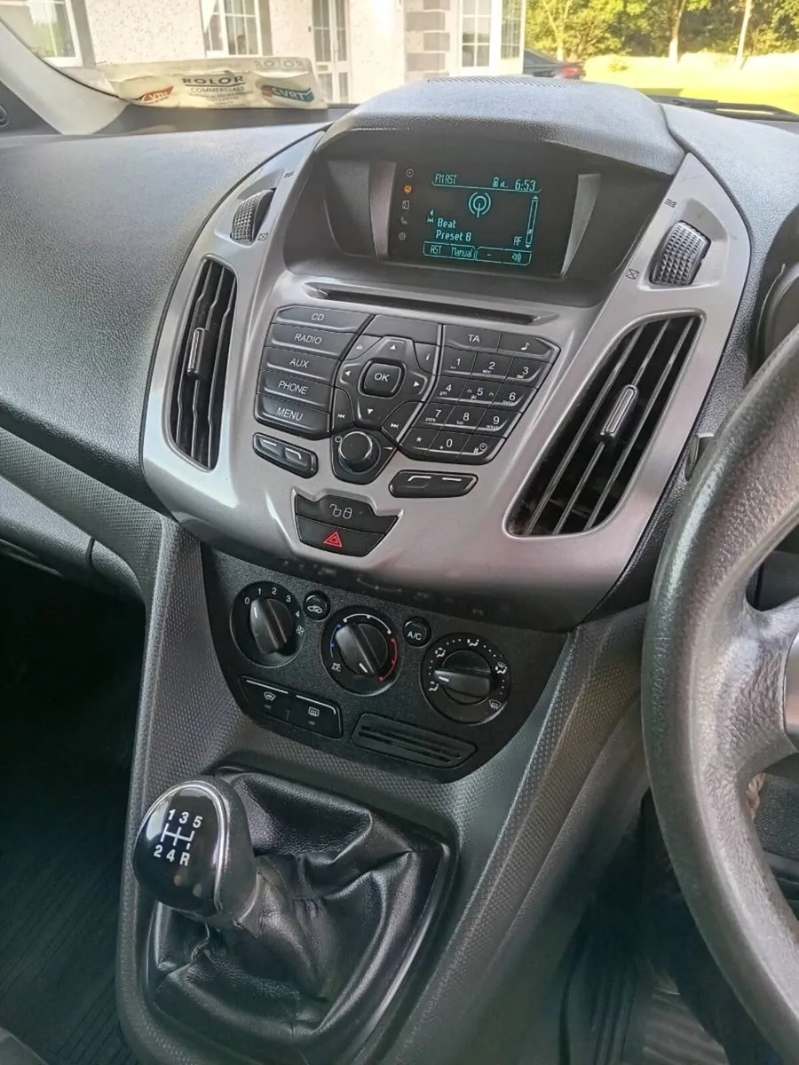 Ford transit connect - Image 2