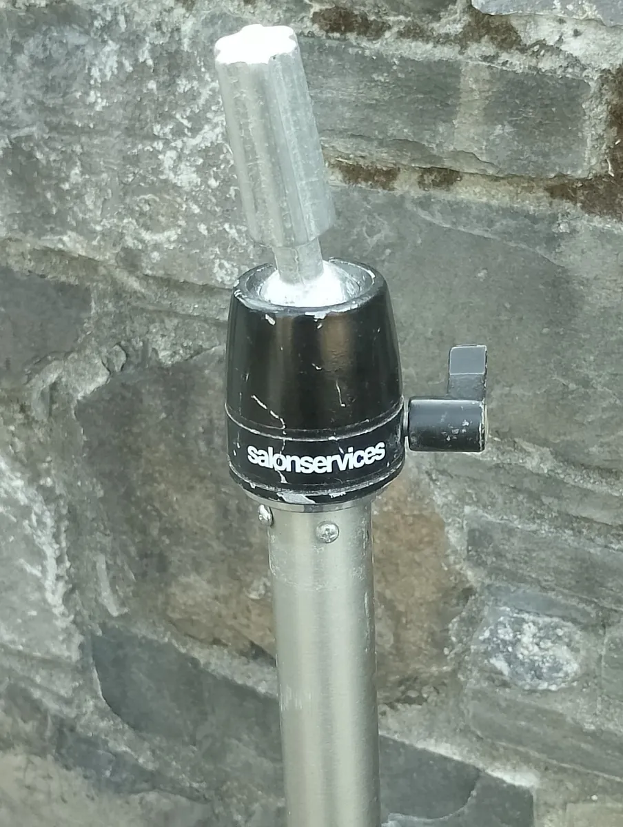 Stainless steel tripod stand - Image 3