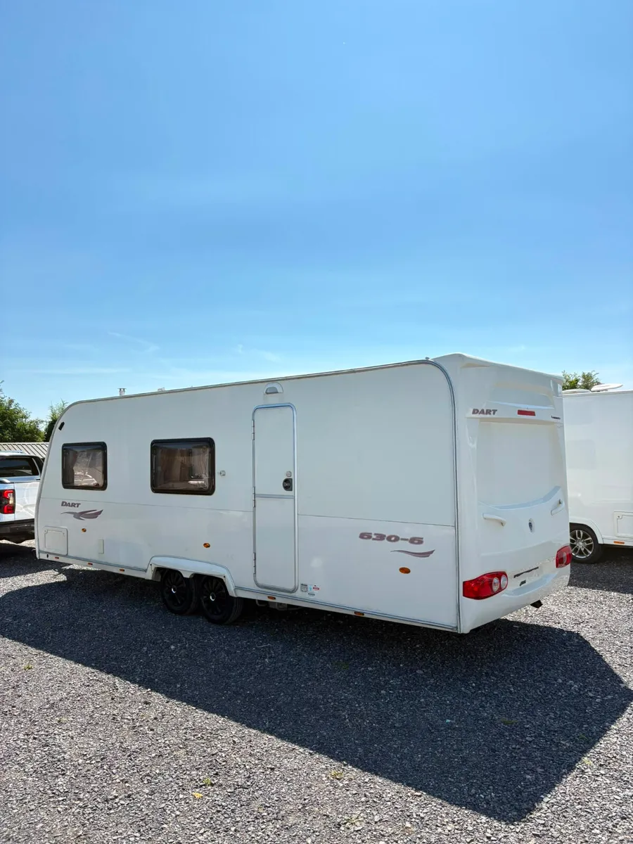 Avondale 6 berth high end fixed Bunkbed caravan - Image 4