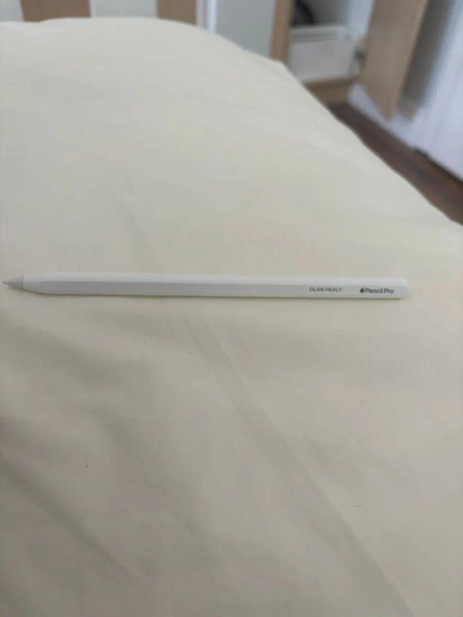 iPad Air 11-inch (M2) 128GB with Apple Pencil Pro - Image 4