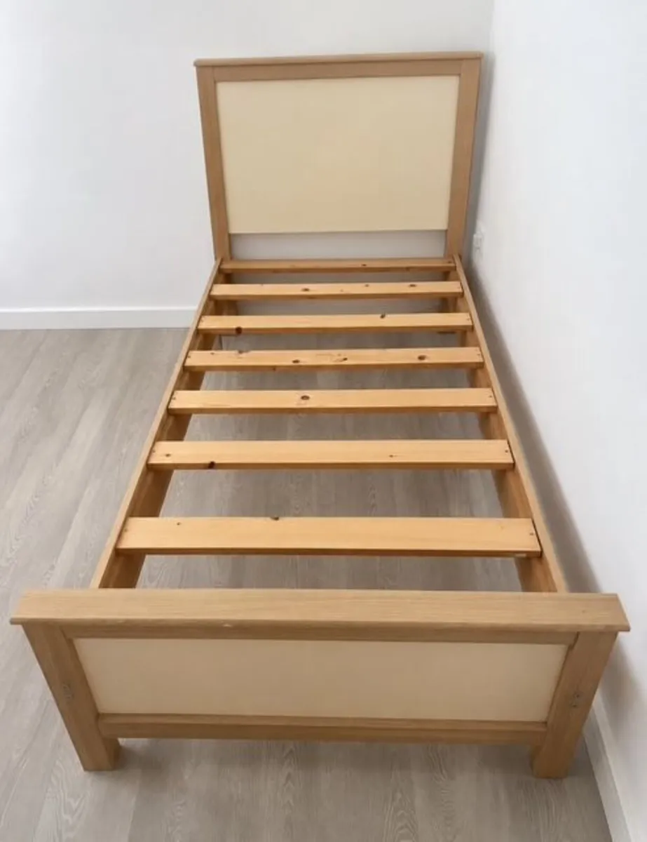 Single bed for sale - Image 1