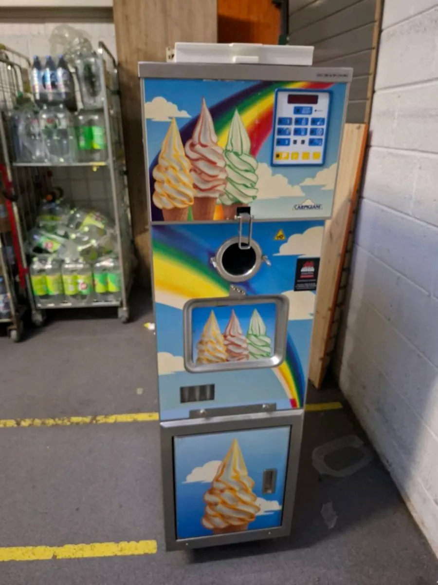 Ice cream machine - Image 1