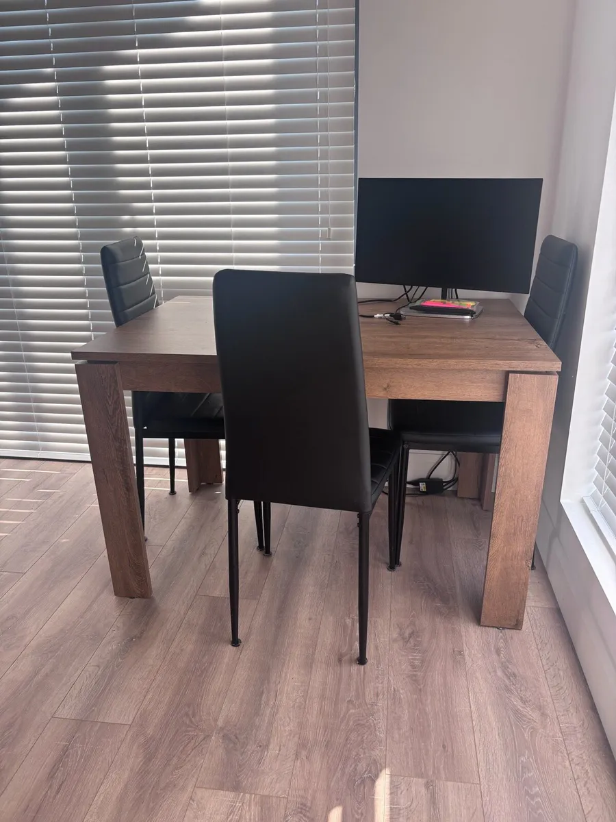 Table and Chairs - Image 1