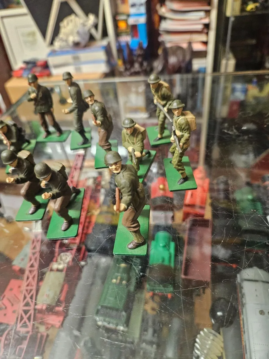 Britain's Blue Box German & American WW2 Soldiers - Image 3